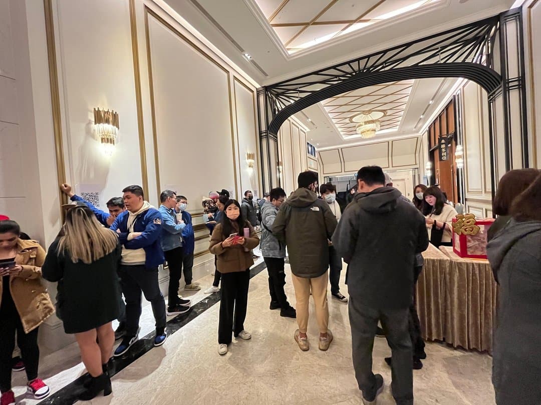 Smooth check-in flow at the entrance